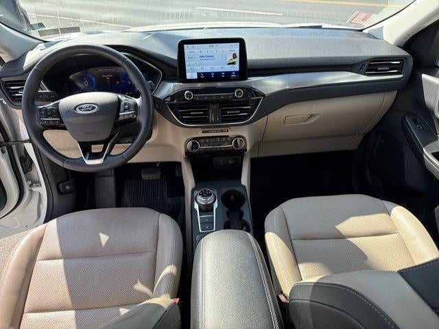 2022 Ford Escape Titanium Hybrid AWD
