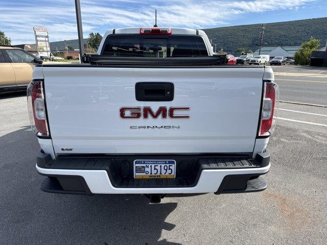 2022 GMC Canyon Crew Cab Short Box 4-Wheel Drive Elevation