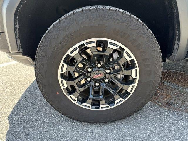 2026 GMC Canyon Crew Cab Short Box 4-Wheel Drive AT4