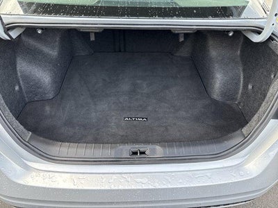 2024 Nissan Altima 2.5 SV Sedan