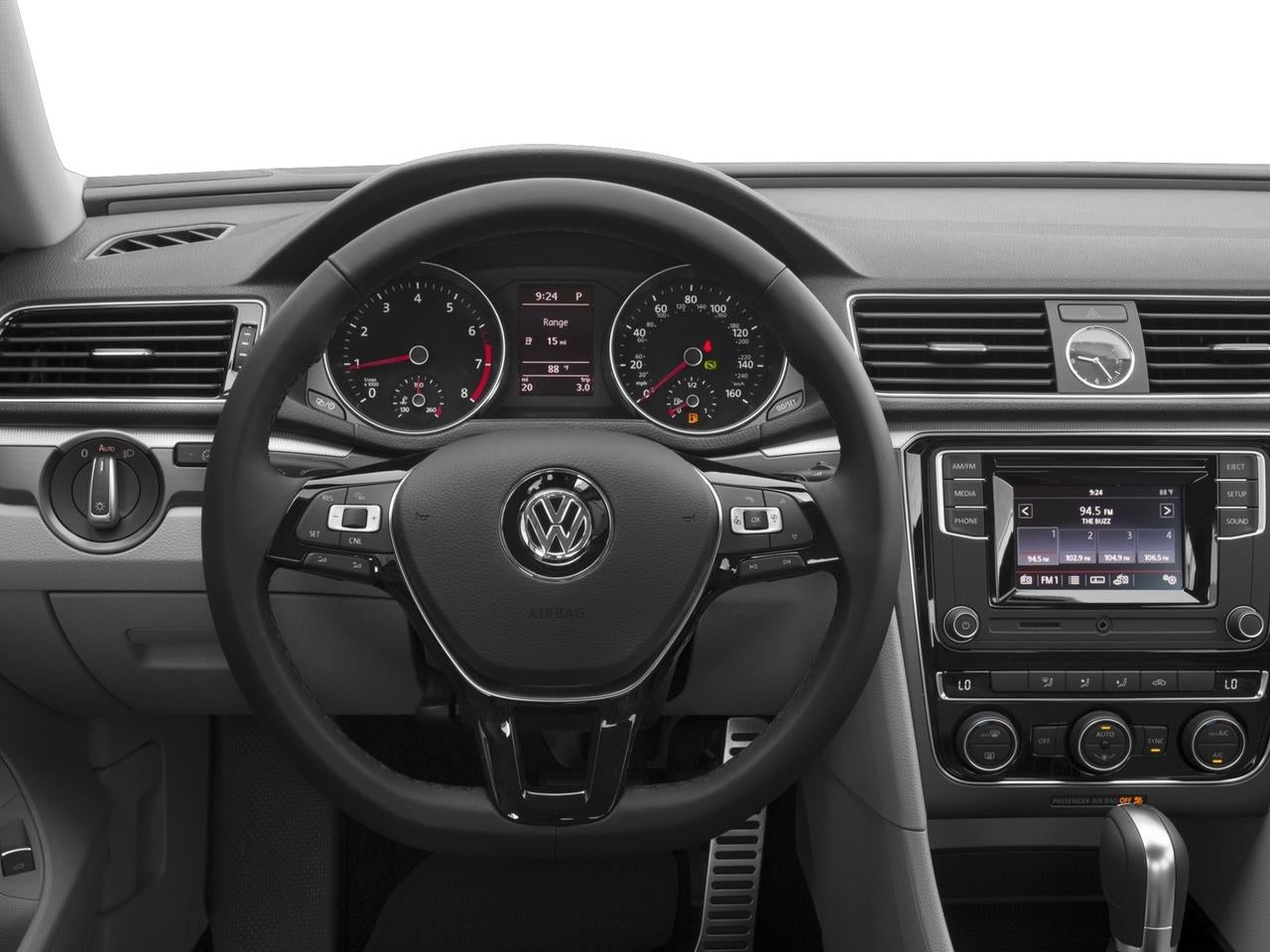 2017 Volkswagen Passat R-Line w/Comfort Pkg Auto