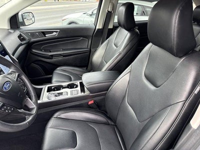 2022 Ford Edge Titanium AWD