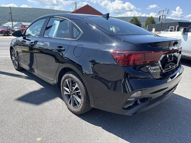2024 Kia Forte LXS IVT