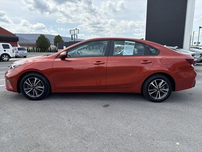 2023 Kia Forte LXS IVT