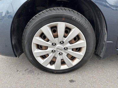 2015 Nissan Sentra 4dr Sdn I4 CVT SV