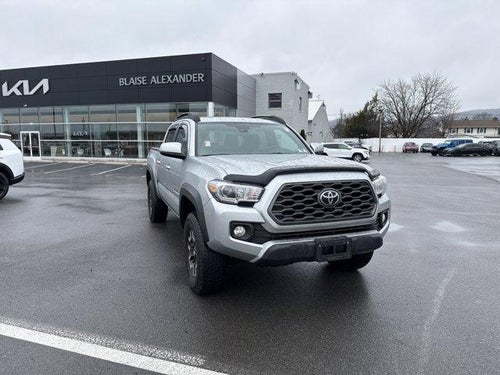2022 Toyota Tacoma 4WD 4WD SR Double Cab 5' Bed V6 AT (GS)