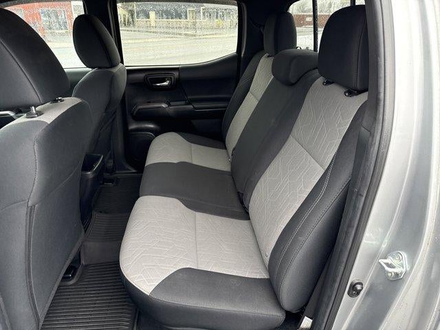 2022 Toyota Tacoma 4WD 4WD SR Double Cab 5' Bed V6 AT (GS)