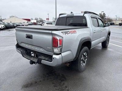 2022 Toyota Tacoma 4WD 4WD SR Double Cab 5' Bed V6 AT (GS)