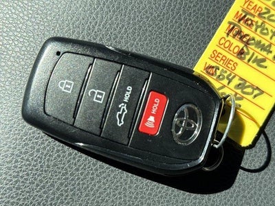 2026 Toyota Tacoma 4WD 4WD Limited Hybrid Double Cab 5' Bed AT (Natl)