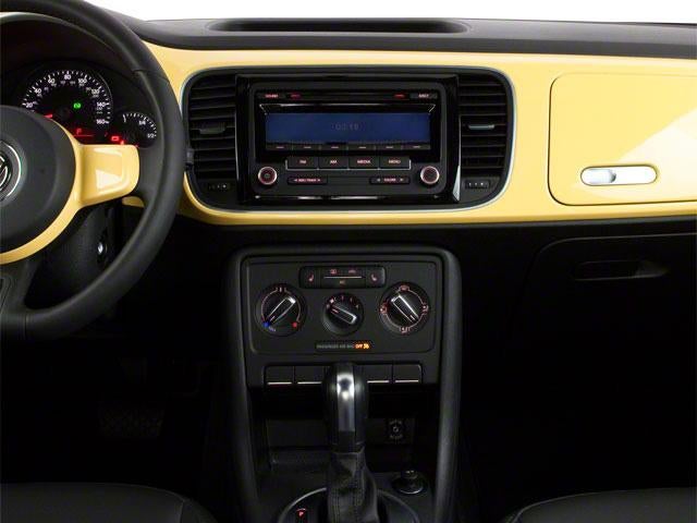 2012 Volkswagen Beetle 2dr Cpe DSG 2.0T Turbo