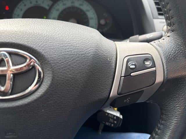 2011 Toyota Camry 4dr Sdn V6 Auto SE (Natl)