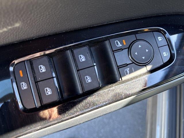 2024 Nissan Pathfinder SL 4WD