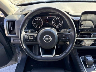 2024 Nissan Pathfinder SL 4WD