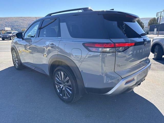 2024 Nissan Pathfinder SL 4WD