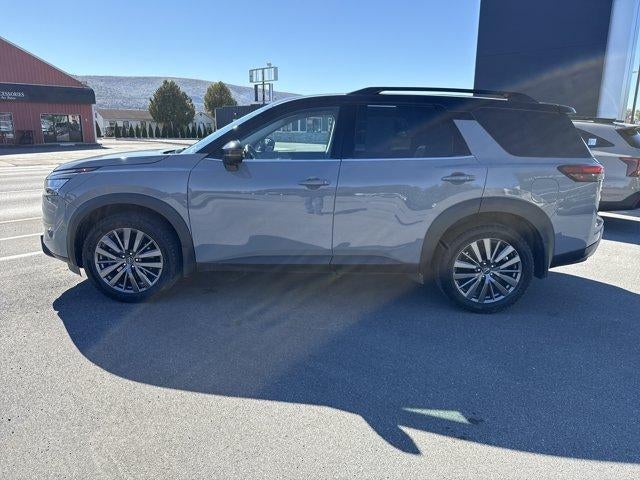2024 Nissan Pathfinder SL 4WD