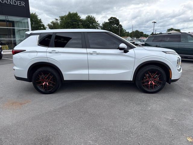 2023 Mitsubishi Outlander ES S-AWC