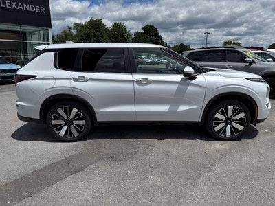 2025 Mitsubishi Outlander SE S-AWC