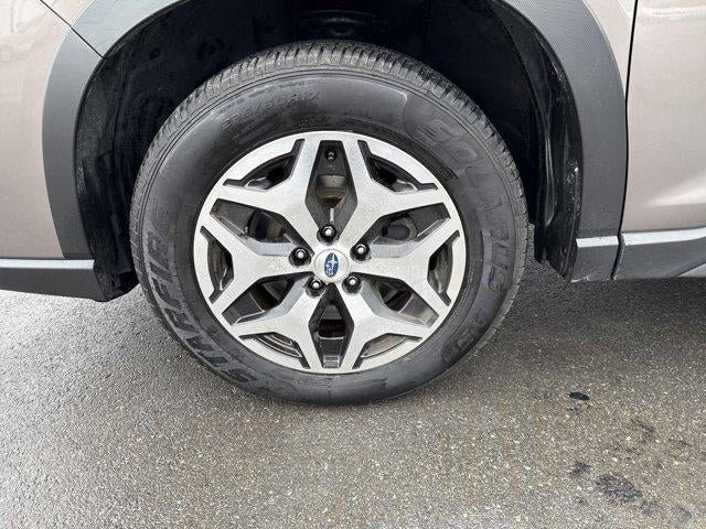 2022 Subaru Forester Premium CVT