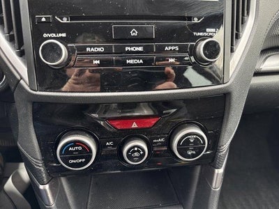 2022 Subaru Forester Premium CVT