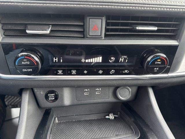 2024 Nissan Rogue AWD SV