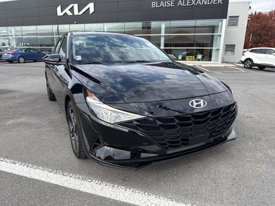 2023 Hyundai ELANTRA SEL IVT