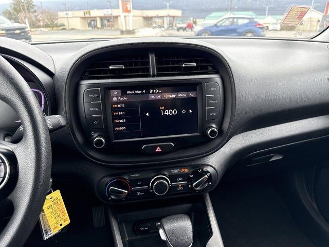 2023 Kia Soul LX IVT