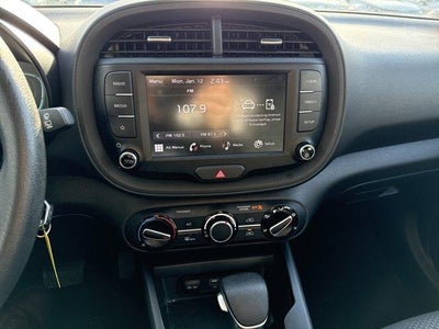 2024 Kia Soul LX IVT