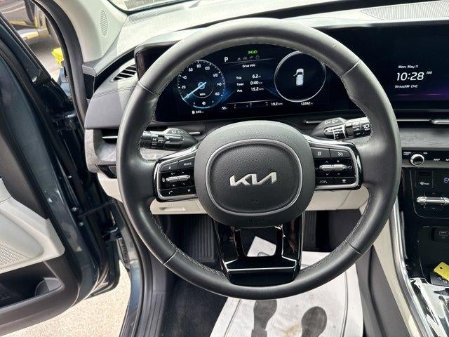 2024 Kia Carnival SX FWD
