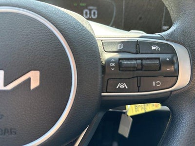 2023 Kia Sportage Hybrid LX AWD