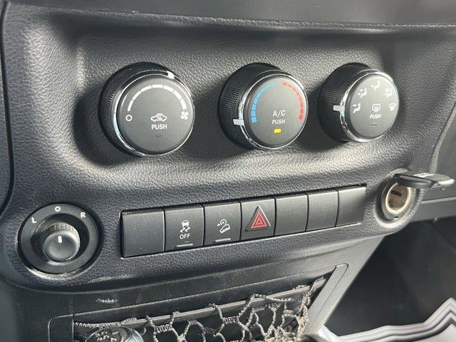 2014 Jeep Wrangler Unlimited 4WD 4dr Sport