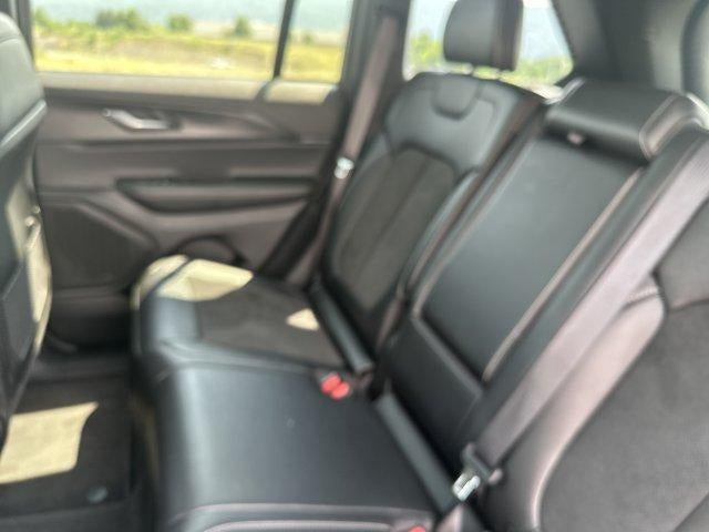 2025 Jeep Grand Cherokee Altitude X 4x4