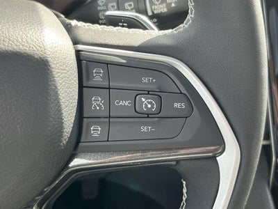 2023 Jeep Grand Cherokee L Altitude 4x4