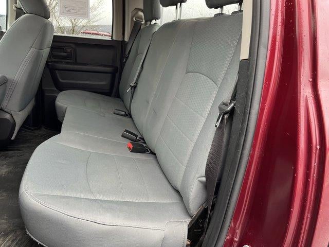 2017 RAM 1500 Express 4x4 Quad Cab 6'4" Box