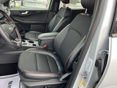 2025 Ford Escape ST-Line Select AWD