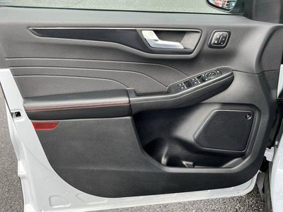 2025 Ford Escape ST-Line Select AWD