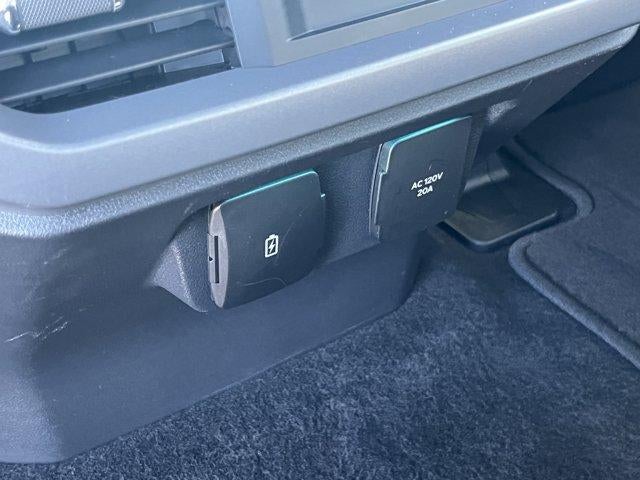 2025 Ford F-150 XLT 4WD SuperCrew 5.5' Box