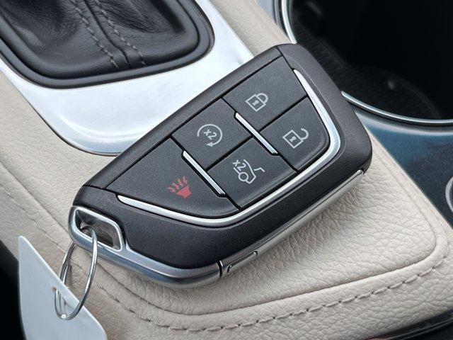 2025 Cadillac CT4 4dr Sdn Luxury