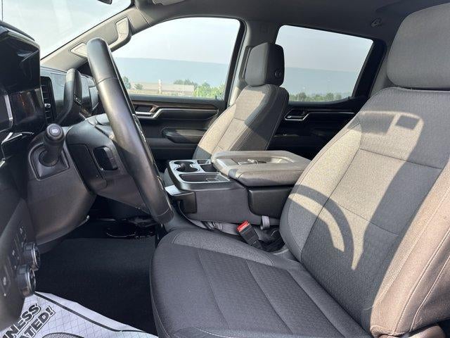 2023 Chevrolet Silverado 1500 Crew Cab Short Box 4-Wheel Drive LT 2FL