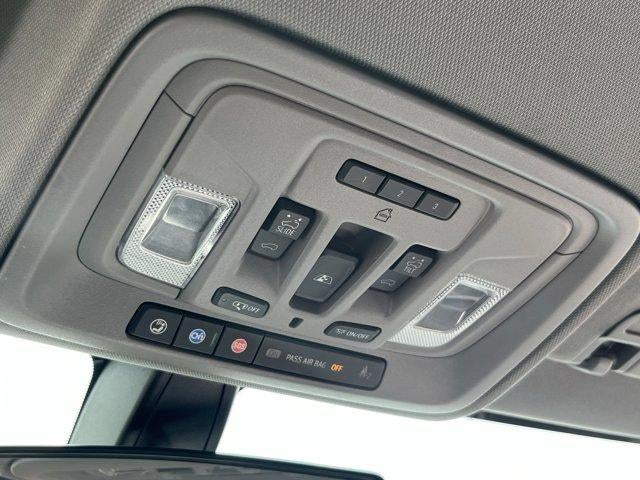 2020 Chevrolet Silverado 1500 Crew Cab Short Box 4-Wheel Drive RST