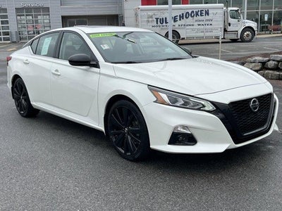 2022 Nissan Altima 2.5 SR Sedan