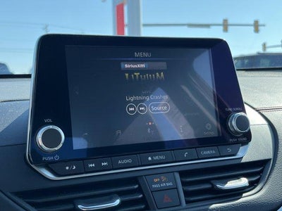 2022 Nissan Altima 2.5 SR AWD Sedan