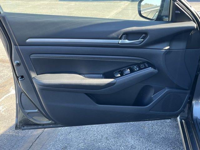 2022 Nissan Altima 2.5 SV Sedan