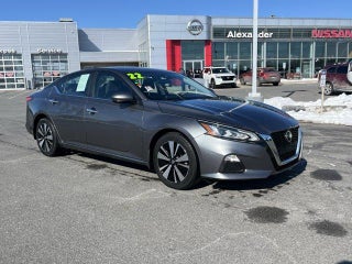 2022 Nissan Altima 2.5 SV Sedan