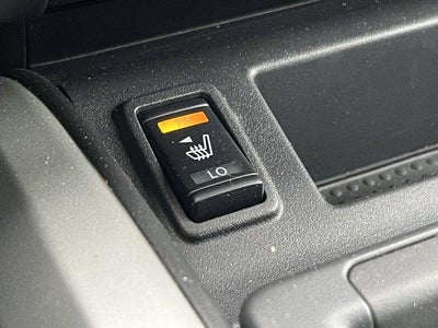 2024 Nissan Titan 4x4 Crew Cab SV