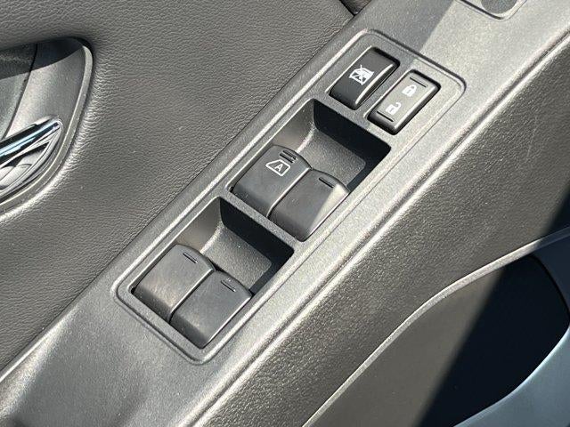2025 Nissan Frontier Crew Cab 4x4 Long Bed SV