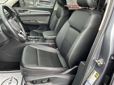 2021 Volkswagen Atlas 2021.5 3.6L V6 SE w/Technology R-Line 4MOTION