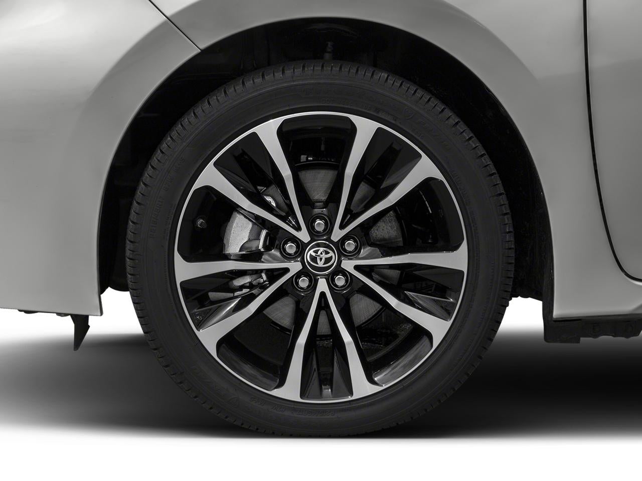 2018 Toyota Corolla SE CVT (Natl)