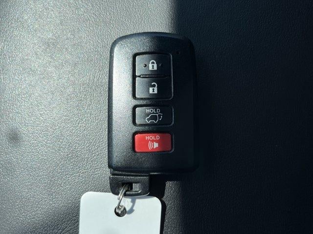 2018 Toyota RAV4 SE AWD (Natl)