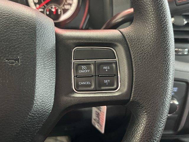 2017 RAM 2500 Tradesman 4x4 Crew Cab 6'4" Box