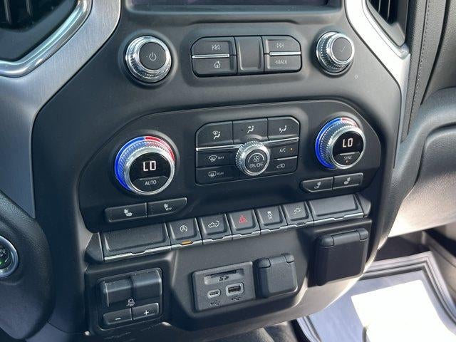 2021 GMC Sierra 1500 Crew Cab Short Box 4-Wheel Drive SLT